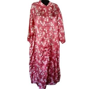 Valerie Stevens Robe Kaftan Size Medium Long Pink Floral Front Zipper Kimono